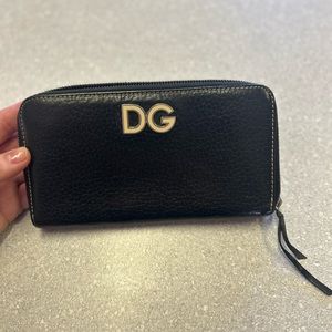 Dolce & Gabbana black leather authentic wallet